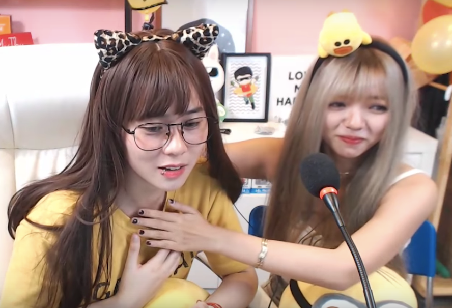 Sự việc hiện tại, đã được chính nữ streamer Misthy phủ nhận và cho rằng chính Phi Long đang dựng chuyện với mình. Còn về phía Ohsusu, cô muốn đứng ngoài cuộc ở câu chuyện này khi một bên là người yêu còn một bên là bạn thân.