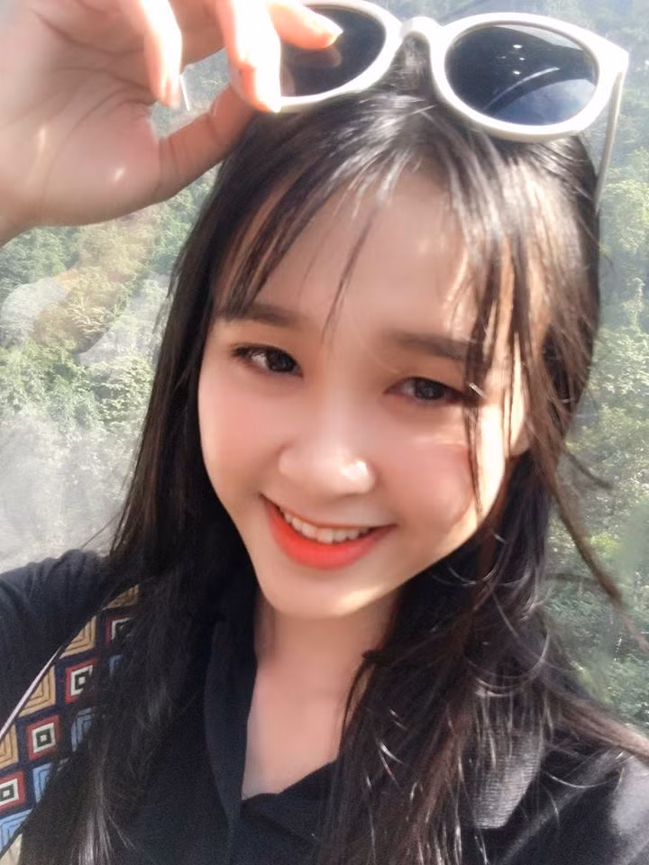 Năng khiếu của Thảo Vi là thuyết trình, múa, hát, diễn kịch, hoạt động xã hội.