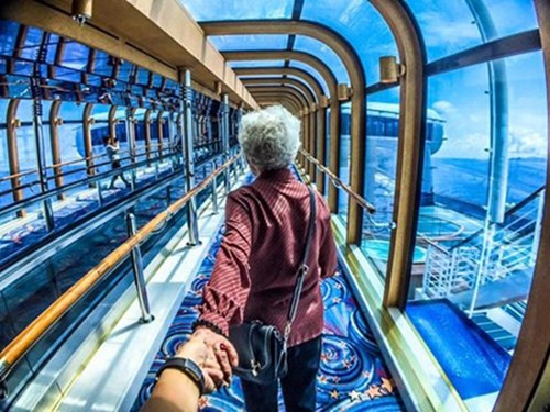 Vượng Hựu Thắng là một MC kiêm diễn viên người Đài Loan, sinh ngày 9/6/1982, nổi tiếng qua những bộ phim như Cặp đôi rắc rối, Người vợ sắc sảo, Tôi thuê một người tình.