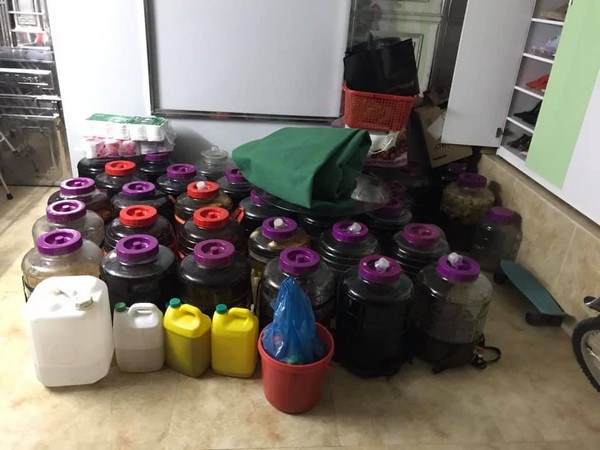 Biết chưa đủ nếu giỏi thì đúng là một lợi thế. Bởi khi say rồi thì xin cưới con gái đúng là chuyện đơn giản rồi.