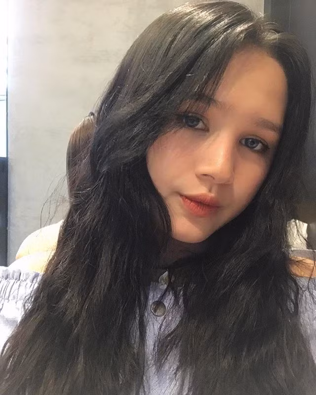 Cùng ngắm nhìn những bức ảnh đẹp không tỳ vết của nữ sinh 10X Sài Gòn khiến thị giác của dân mạng bị lừa và tưởng nhầm là con lai. Ảnh sử dụng trong bài: Instagram nhân vật.