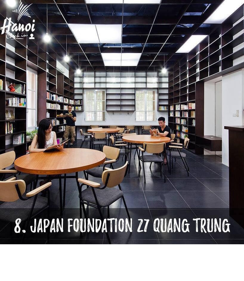 Hiện đại, sạch đẹp là những từ mà các bạn trẻ nhắc đến không gian thư viện Japan Foundation. Đây không chỉ là thư viện mà còn là không gian giao lưu tiếng Nhật của các bạn trẻ tại Việt Nam.