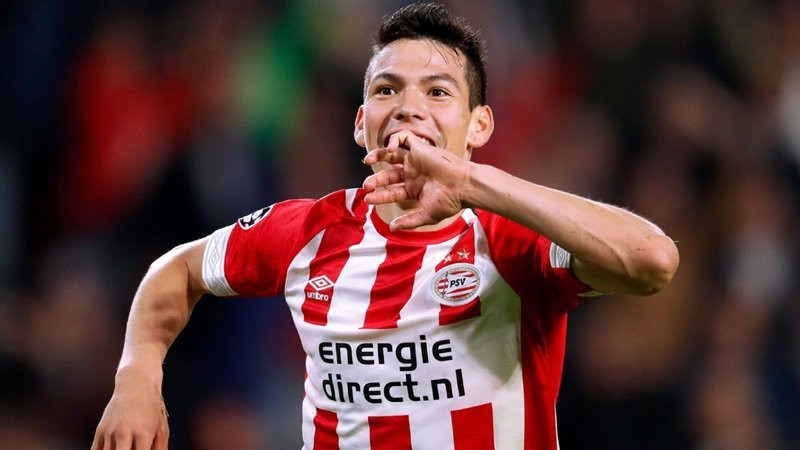 Theo La Gazzetta dello Sport, ban lãnh đạo của Napoli đang tận dụng quãng thời gian Serie A không thi đấu để xác định kế hoạch trên thị trường chuyển nhượng trước khi mùa hè đến. Giám đốc thể thao Cristiano Giuntoli dự kiến sẽ có 60 triệu euro để chiêu mộ 2 ngôi sao là Hirving Lozano của PSV Eindhoven và Manuel Lazzari của SPAL.