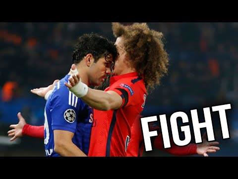 Pha va chạm của Diego Costa và David Luiz trong trận đấu giữa Chelsea và PSG tại khuôn khổ UEFA Champions League 2014/2015.