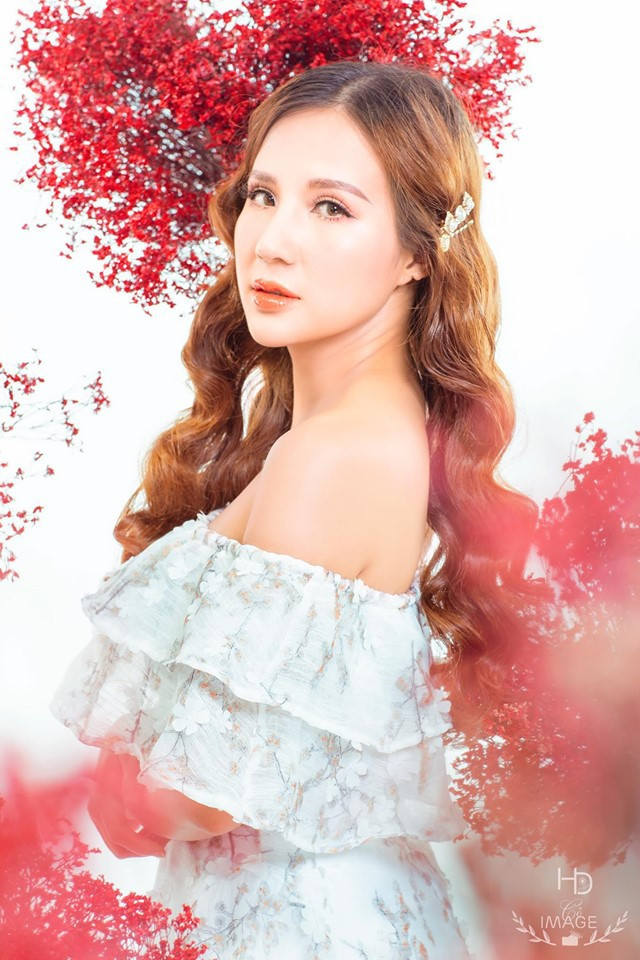 Sau 8 năm gắn bó với nghề, DJ Miu Miu đã có chỗ đứng trong nghề và được nhiều bạn trẻ yêu mến nhưng bản nhạc được cô mix.