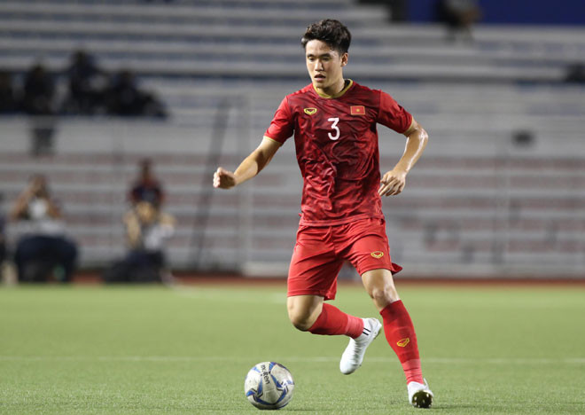 Đá cặp với Thành Chung tại đội tuyển U23 Việt Nam tại vị trí trung vệ là Huỳnh Tấn Sinh (1m78).