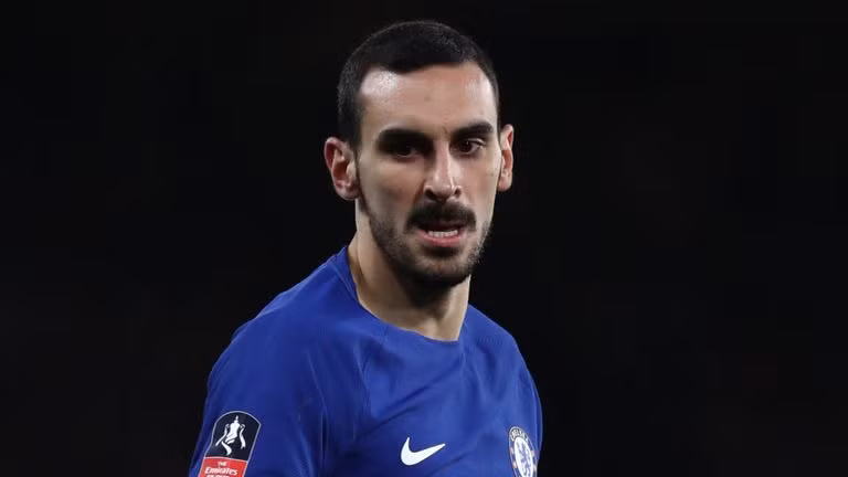 Theo báo chí Ý, hậu vệ cánh Zappacosta sắp rời Chelsea để trở lại Serie A. Bến đỗ của cầu thủ người Italia lần này là Lazio theo bản hợp đồng cho mượn với thời hạn một năm kèm điều khoản bán đứt với mức giá 15 triệu euro.