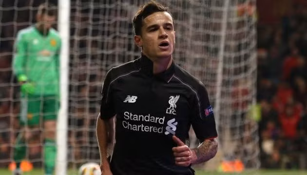 Theo Express, Barca đã có những lời đáp lại đề nghị chuyển nhượng của MU dành cho ngôi sao Philippe Coutinho và đó là cái lắc đầu từ đội bóng xứ Cataluyna.