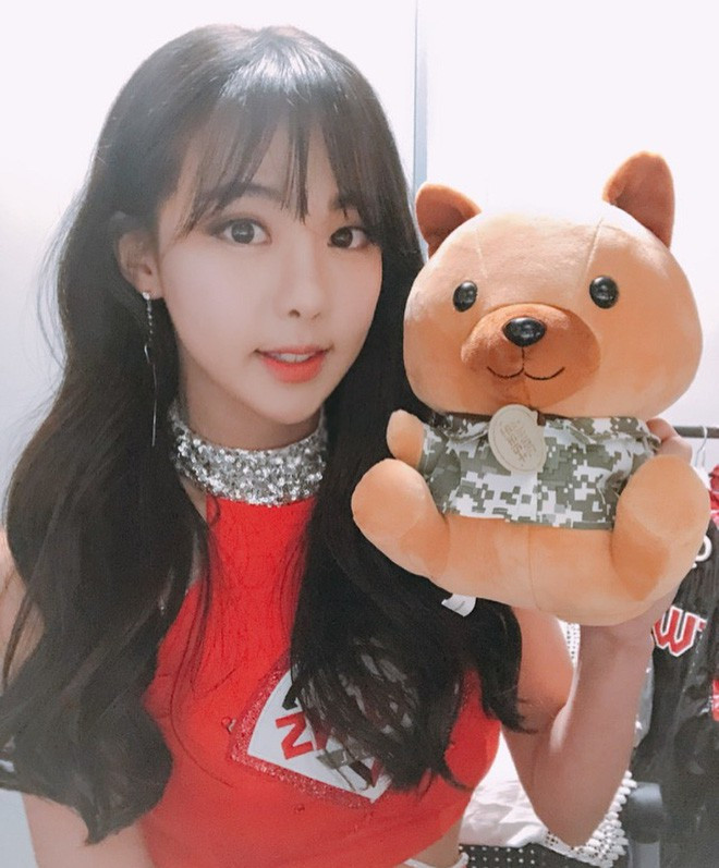 Vẻ ngoài xinh xắn, tươi trẻ, đầy sức sống của Young Hyun đã giúp cô bạn trở thành một trong những cheerleader nổi tiếng nhất nhì MXH.