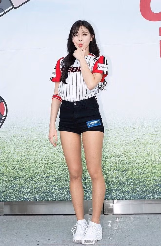 Nhìn mặt baby vậy thôi nhưng thân hình của Young Hyun chắc chắn sẽ khiến bạn phải ngưỡng mộ.