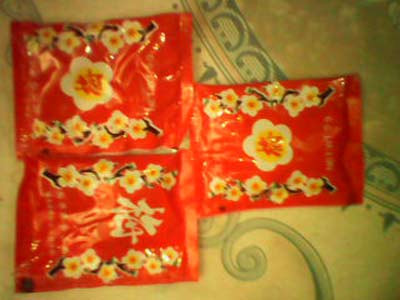 Ô mai hoa mai chua chua - ngọt ngọt.