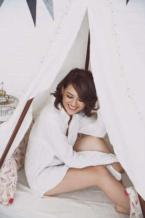 Nói thêm về chuyện tình của mình với người yêu, Thùy Anh chia sẻ cô và Anh Vũ quen nhau từ lâu nhưng mới bước đến tình yêu một năm trước đây. Đôi trai tài, gái sắc này có sở thích chung đó là tập gym để rèn luyện sức khỏe, đồng thời đam mê đi du lịch.