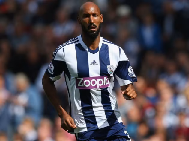 Sau 19 năm chơi bóng chuyên nghiệp, Nicolas Anelka đã trải qua 12 đội bóng với tổng chi phí chuyển nhượng lên tới 127,36 triệu euro.