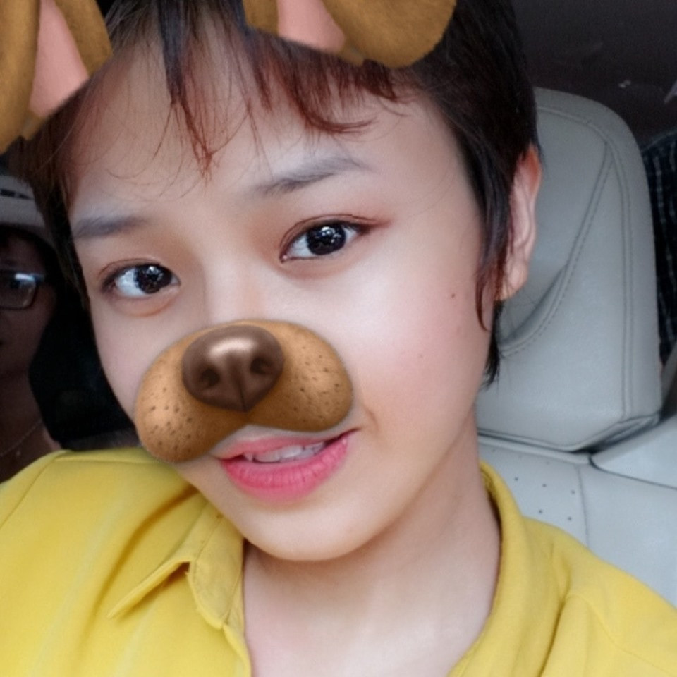 Trước đó em thức rất khuya, ngủ ko đủ giấc, lười tập thể dục và ăn những món ăn không tốt cho sức khoẻ thì bây giờ phải thay đổi hết hoàn toàn. Mọi người cũng thế, đừng nên chủ quan với sức khoẻ của bản thân mình, cố gắng thay đổi thói quen sinh hoạt không tốt cho cơ thể, ngủ sớm hơn và ăn uống lành mạnh. Bệnh tật không chừa một ai cả, từ già đến trẻ, hãy biết quý trọng bản thân mình hơn”. Thủy Tiên tâm sự thêm.