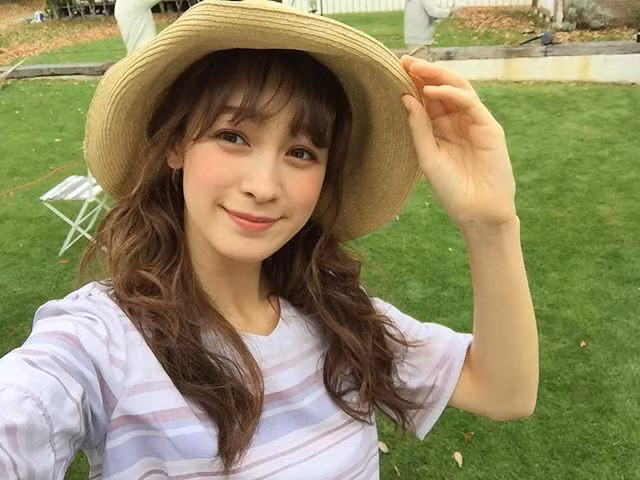 Xinh đẹp và tài năng là những gì mà cộng đồng mạng Nhật Bản và những người yêu mến Sachi Fujii nhận xét về cô nàng tuổi 19 này.