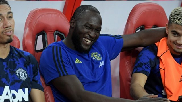 Nguồn tin từ tờ Daily Mail khẳng định, MU đã thông báo với Inter Milan rằng, nếu thực sự muốn có Lukaku, họ cần phải nhanh chân lên bởi vì thời gian không còn nhiều.