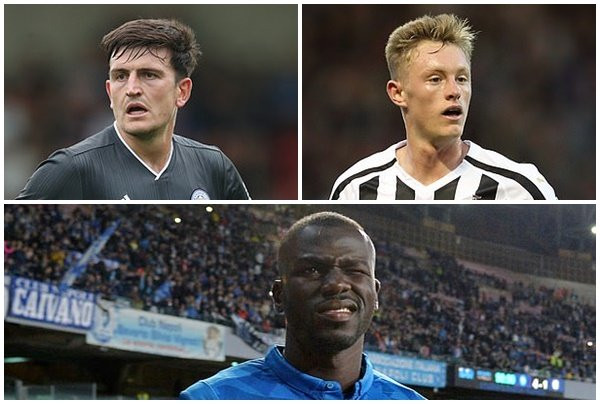  Chuyển nhượng cầu thủ từ Daily Mail vừa cho hay Woodward đã hủy bỏ dở tour du đấu cùng với MU để chốt phi vụ Harry Maguire và Sean Longstaff ngay trong tuần này.