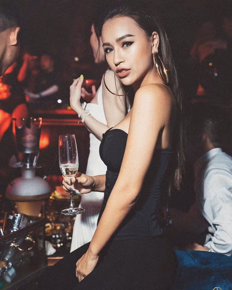 Nhìn DJ Tít thì con gái còn ghen tỵ chứ đừng hỏi tại sao hội con trai mê mệt.