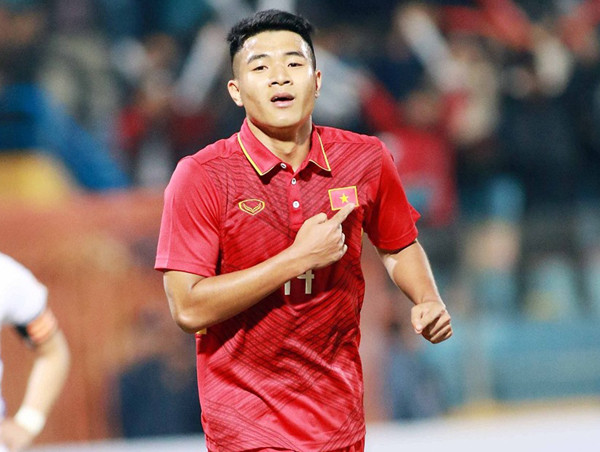 Đức Chinh ghi nhiều bàn thắng, nhưng lại đang cùng SHB Đà Nẵng “ngụp lặn” ở nửa dưới bảng xếp hạng