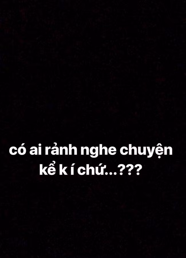 Với nhiều người, việc mất điện vào mùa hè ở các thành phố lớn là điều khá bình thường. Tuy nhiên, từ điều quen thuộc này, "thánh lầy" Phương Ly đã biến thành trò cười thông qua những Stories của mình nhằm gây sự vui vẻ cho fan hâm mộ và toàn thể cộng đồng mạng.