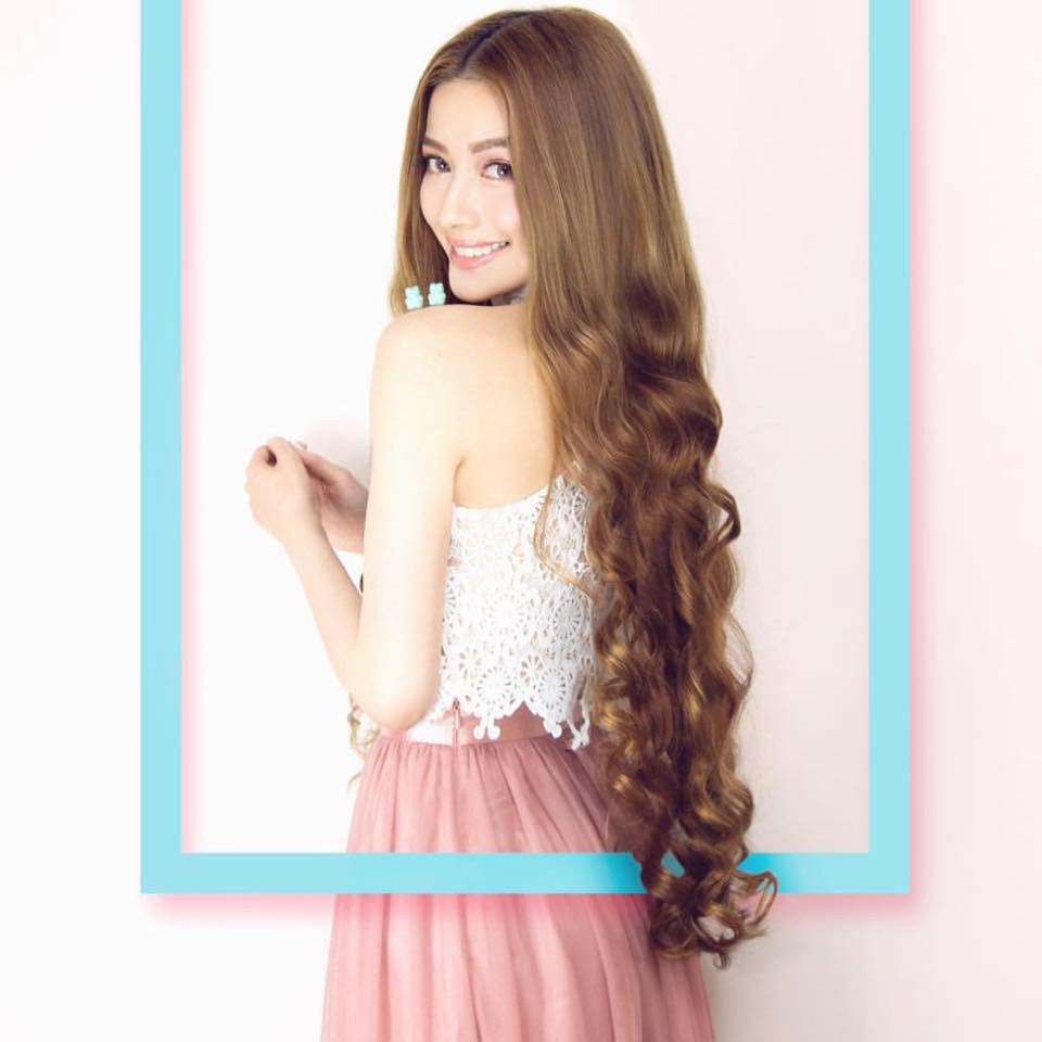 Trong khi dân mạng Việt Nam bày tỏ sự chào đón Sarah Trần, nhiều người nước ngoài để lại loạt lời khen cho phong cảnh Việt Nam.