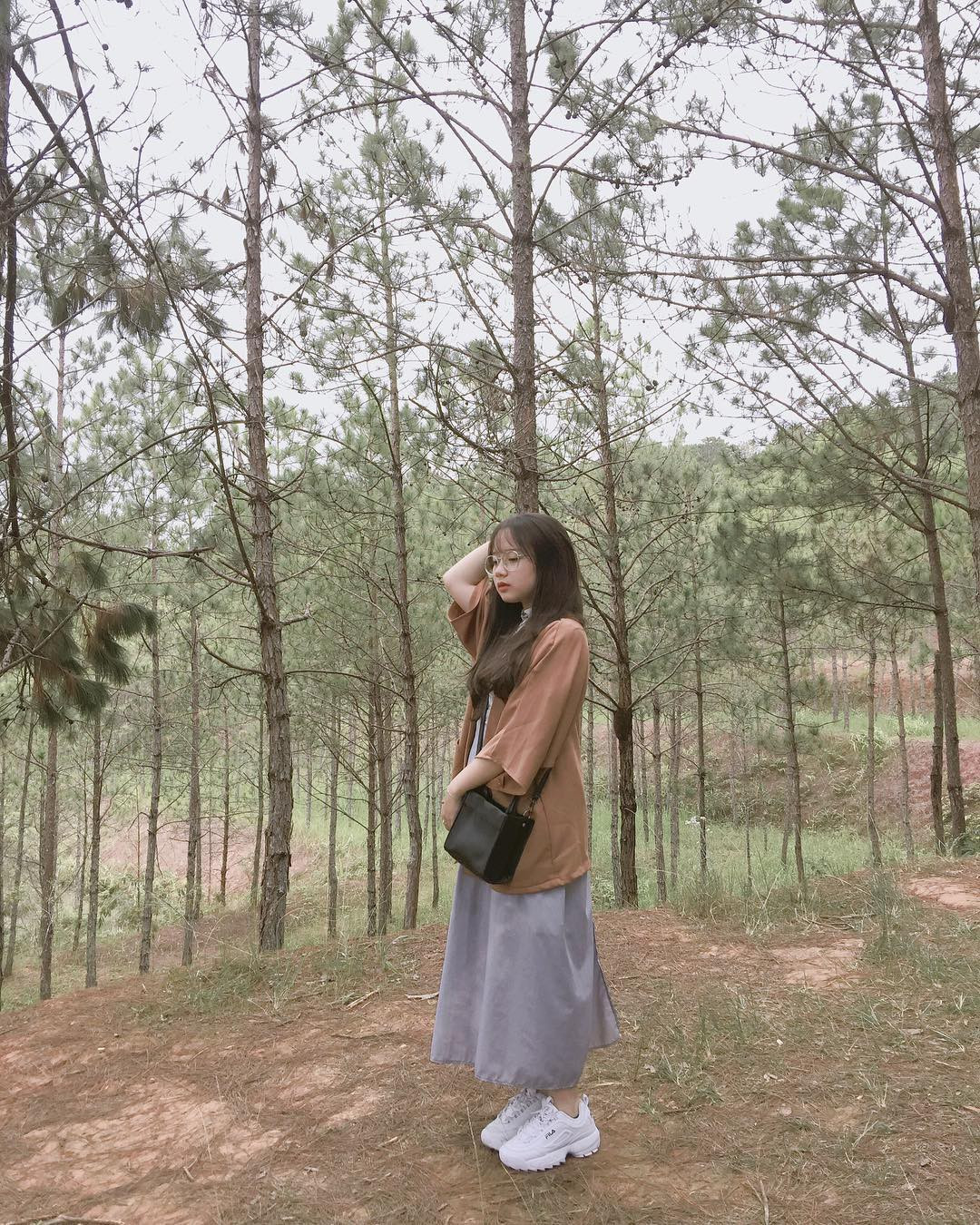 Thấp thấp nhưng xinh xắn, Kiều Trang trở thành hiện tượng mạng với những trai thích kiểu con gái đẹp ngọt ngào và dịu dàng.