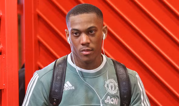 Chuyển nhượng bóng đá từ tờ Turin News, BLĐ Juventus đã cử Pavel Nedved tiếp cận với Martial và không giấu giếm tham vọng sở hữu cầu thủ người Pháp. Ảnh: MUFC