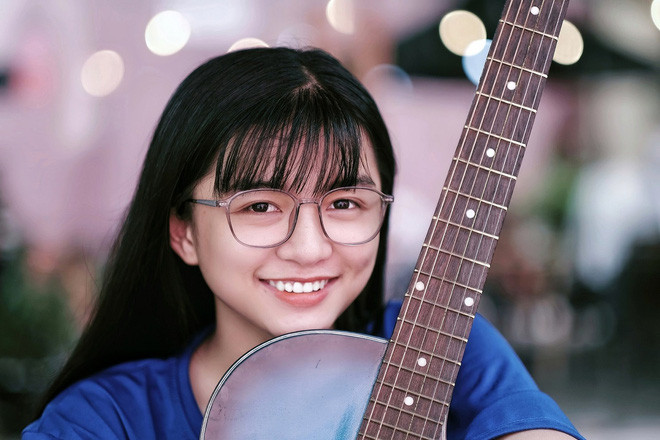 Thiết thừa nhận cũng có không ít người thích mình nhưng chắc vì chưa hợp hoặc cảm thấy chưa đến lúc nên nữ sinh Bình Thuận này không đồng ý quen ai cả.