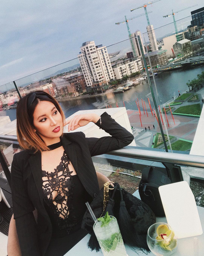 Ann cũng sớm tự lập ngay từ nhỏ mà không dựa dẫm quá nhiều vào gia đình. Được biết, cô nàng đã bắt đầu kinh doanh từ năm 14 tuổi bằng những trang phục do chính tay tự thiết kế và sau đó nhiều năm vẫn tiếp tục theo đuổi đam mê này.