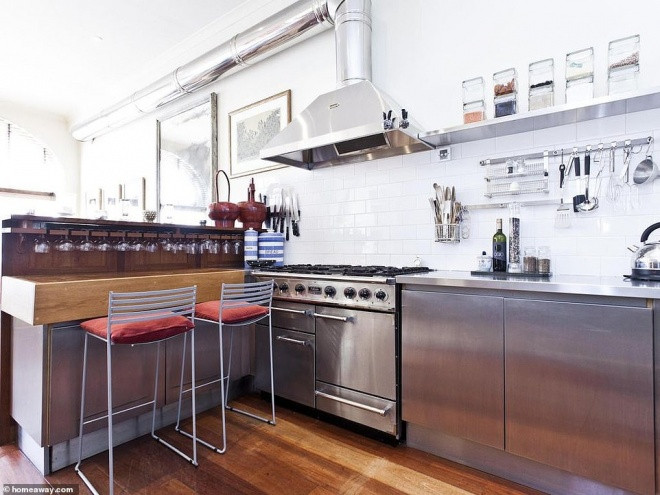 Madonna cho thuê biệt thự xa hoa của chồng cũ với giá 22 triệu một đêm - Hình 5 Madonna cho thue biet thu xa hoa cua chong cu voi gia 22 trieu mot dem-Hinh-5