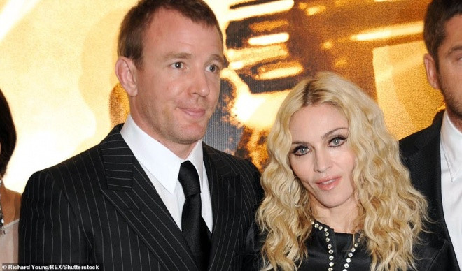 Madonna cho thuê biệt thự xa hoa của chồng cũ với giá 22 triệu một đêm Madonna cho thue biet thu xa hoa cua chong cu voi gia 22 trieu mot dem