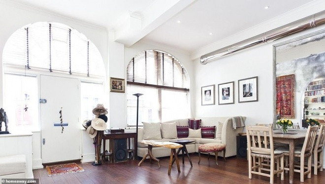 Madonna cho thuê biệt thự xa hoa của chồng cũ với giá 22 triệu một đêm - Hình 6 Madonna cho thue biet thu xa hoa cua chong cu voi gia 22 trieu mot dem-Hinh-6