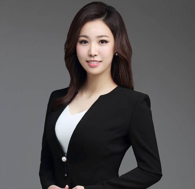 Có trình độ chuyên môn và ngoại ngữ cao, nữ phóng viên trẻ được đài YonHap tin tưởng giao tác nghiệp tại các sự kiện quan trọng như Hội nghị Thượng đỉnh G20 và nay là Hội nghị Thượng đỉnh Mỹ-Triều tại Việt Nam.