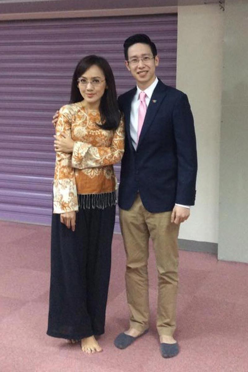 Lên sóng ư! thời trang phần trên cơ thể thì phải đẹp nhưng phần dưới thì có khi chẳng liên quan đến phần trên.