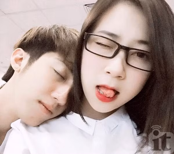 Cộng đồng mạng xã hội tại Việt Nam từng xôn xao trước vụ việc cô gái Hà thành bị phát tán clip nóng với bạn trai cũ. Tuy nhiên, sau một năm nhân vật chính trong clip đã có những thay đổi trong cuộc sống và được nhiều người chú ý.