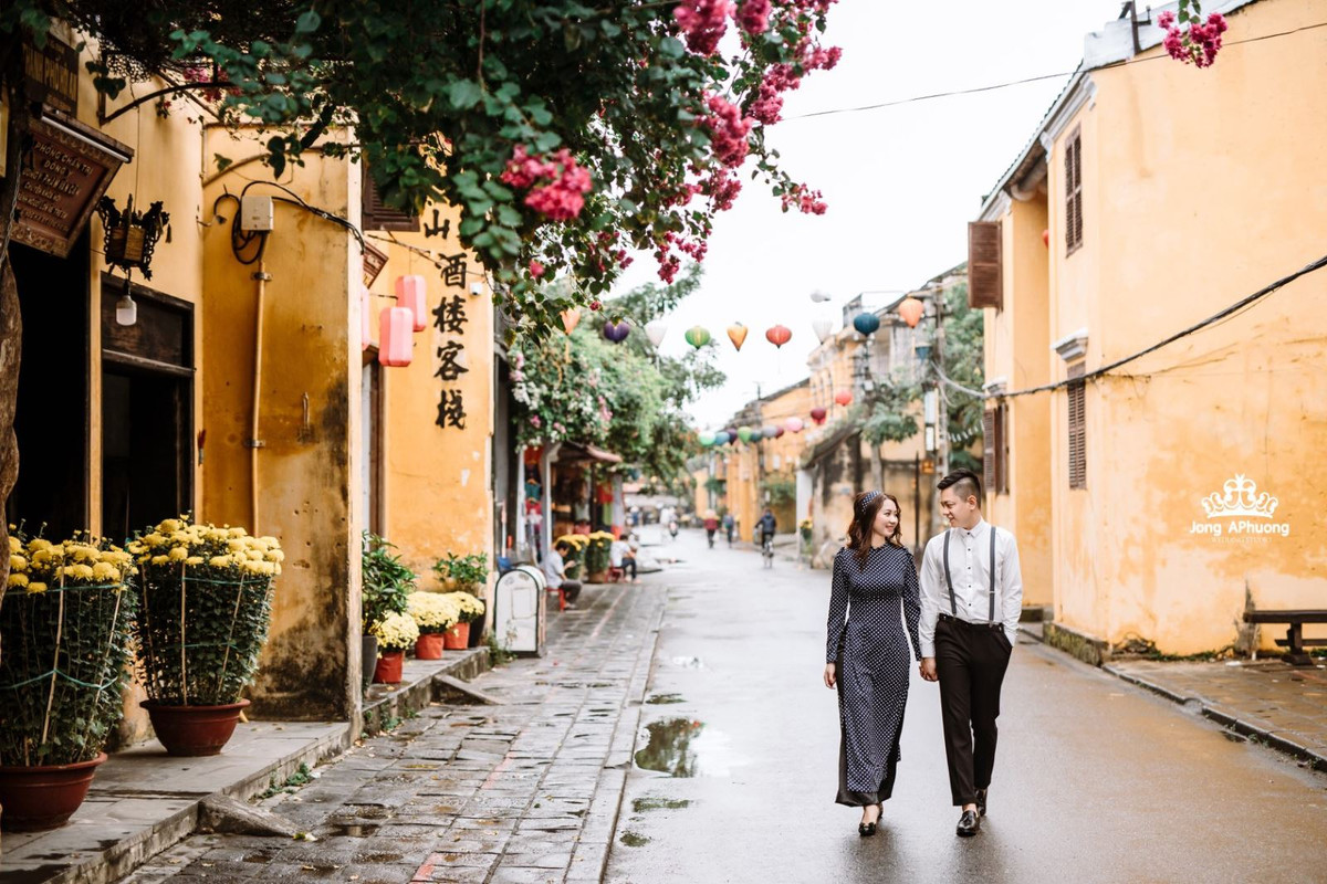 Sự yên bình của Hội An chính là điểm quyến rũ với các cặp đôi ngày lễ tình nhân.