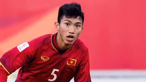 Sau khi được dưỡng sức ở trận gặp Campuchia, Đoàn Văn Hậu đã sẵn sàng trở lại và có thể ngay lập tức được HLV Park xếp vị trí tiền vệ cánh trong sơ đồ 3-4-2-1 của ông.