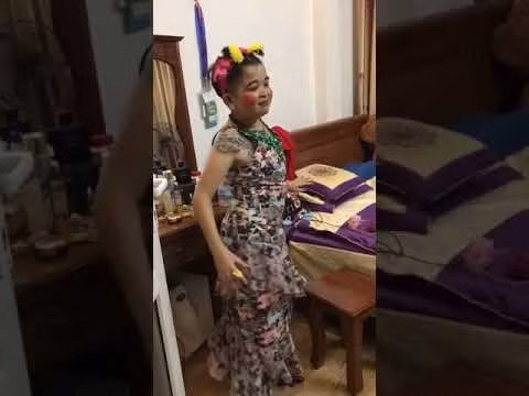 Ngay sau khi thông tin mình bị bắt được báo chí đăng tải, diễn viên sinh năm 1996 này lập tức khóa face, một động thái được đánh giá là thông minh nhằm bảo vệ hình ảnh và tránh khỏi các bình luận trái chiều.