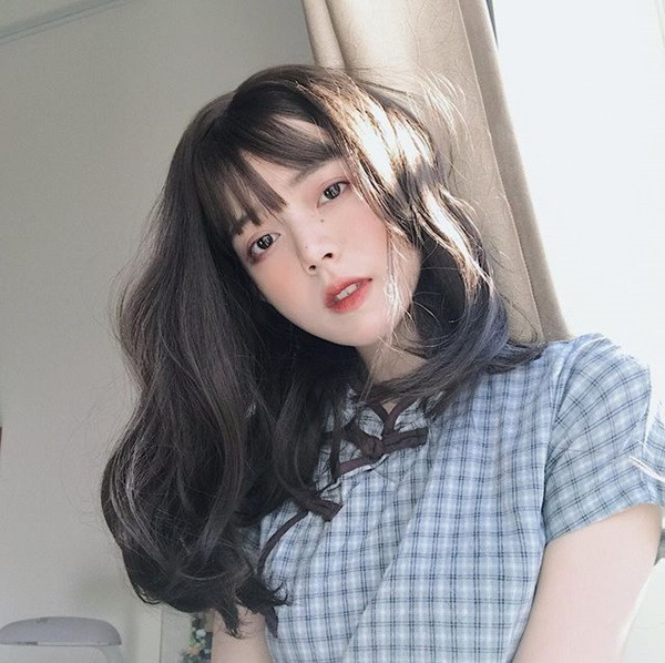 Đã có không ít người hâm mộ nước ngoài vì thích Châu Thư nên học thêm tiếng Việt để hiểu rõ về thần tượng của mình cũng như nét đẹp văn hóa Việt Nam.