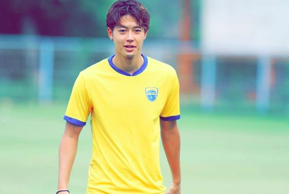 Nhắc đến CLB FLC Thanh Hóa thì chắc chắn fan sẽ nghĩ ngay đến anh chàng thủ môn U23 Việt Nam là Bùi Tiến Dũng nhưng ít ai biết rằng, CLB xứ Thanh còn có một cực phẩm khác đến từ Nhật Bản là Ryutaro Karube.