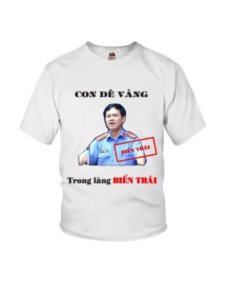 Từ hành động của mình, ông Hữu Linh bị dân mạng đặt cho biệt danh "con dê vàng" của làng biến thái.