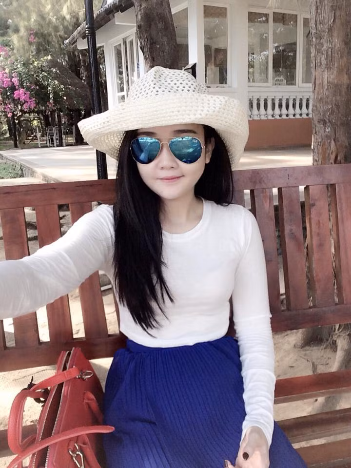 Hiện tại, Thanh Trang đang làm nhân viên văn phòng tại TP HCM.