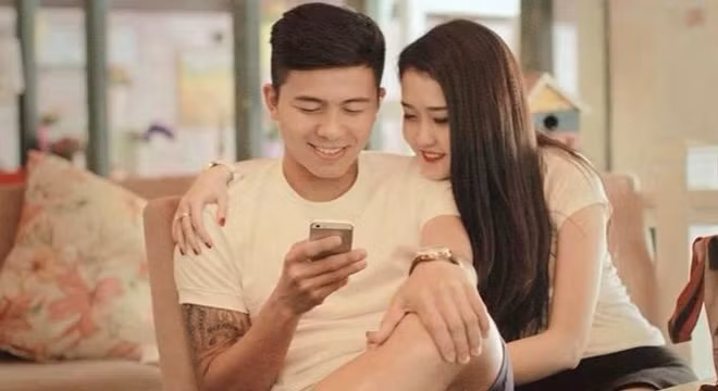 Thời gian qua, cư dân mạng biết tới Thanh Trang là người yêu của trung vệ U23 Việt Nam - Phạm Mạnh Hùng.