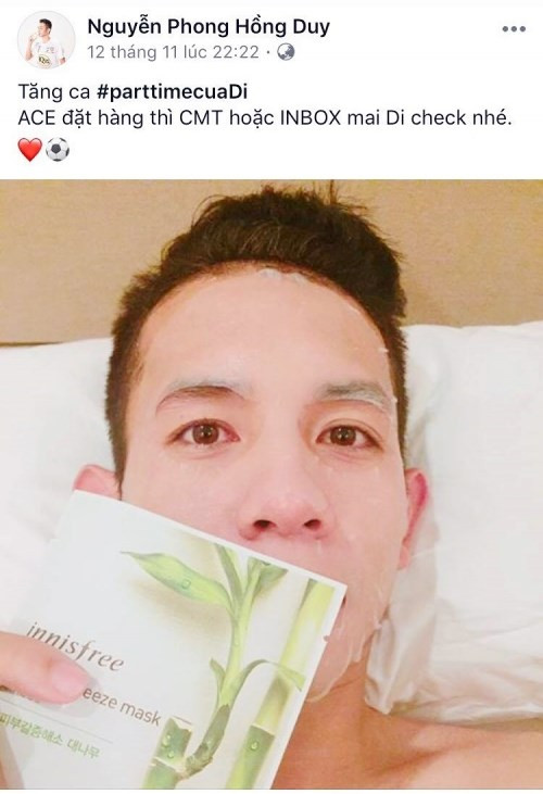 Sau khi trận đấu kết thúc và chiến thắng giành cho đội tuyển U23 Việt Nam, chàng gốc Gia Lai này lại tiếp tục bán son "không màng thế sự".