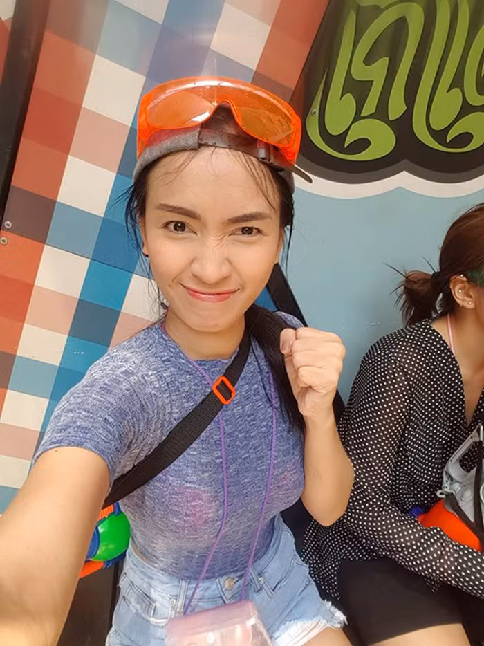 Ngoài ra, đây cũng là thời điểm người dân Thái thể hiện lòng tôn kính với Đức Phật.