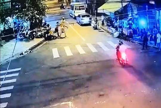 Nguoi dam vao mat canh sat giao thong bij truy to