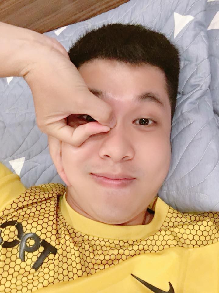 Dù bị lỗi nhưng anh chàng này vẫn tự tin khoe ảnh thách thức Dele Challenge.