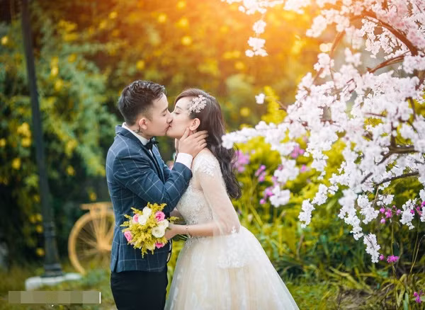 Suốt 2 năm, cũng như bao cặp đôi khác, không ít lần Ngân và Trung xảy ra mâu thuẫn, cãi vã. Khi có ‘chiến tranh lạnh’, chàng trai thường là người chủ động làm hòa.