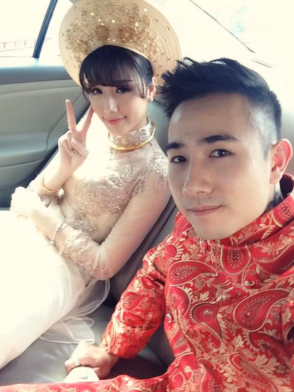 Dù không tham gia quá nhiều các hoạt động nghệ thuật và cũng không phải cái tên quá “hot” với những scandal nhưng chính sự xinh đẹp, thành tích học tập tốt cùng lý lịch "sạch" khiến Ngân Búng được cộng đồng mạng yêu mến.