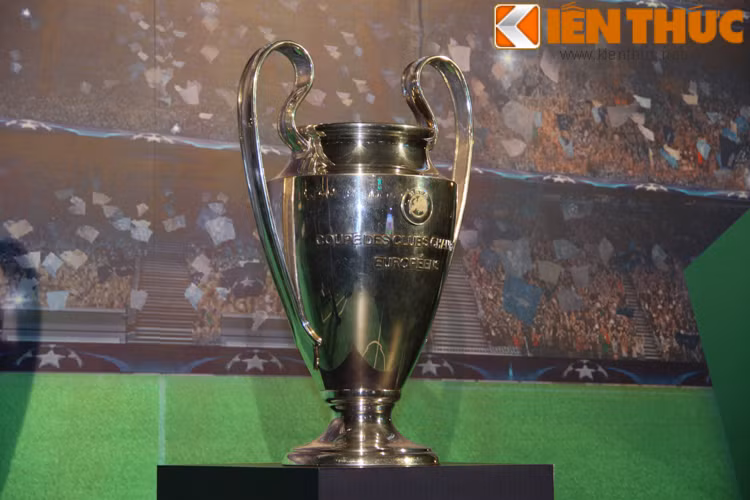 Barcelona của Carles Puyol là đội gần nhất đoạt chiếc cúp này sau khi hạ gục "bà đầm già thành Turin" ở trận chung kết năm 2015.